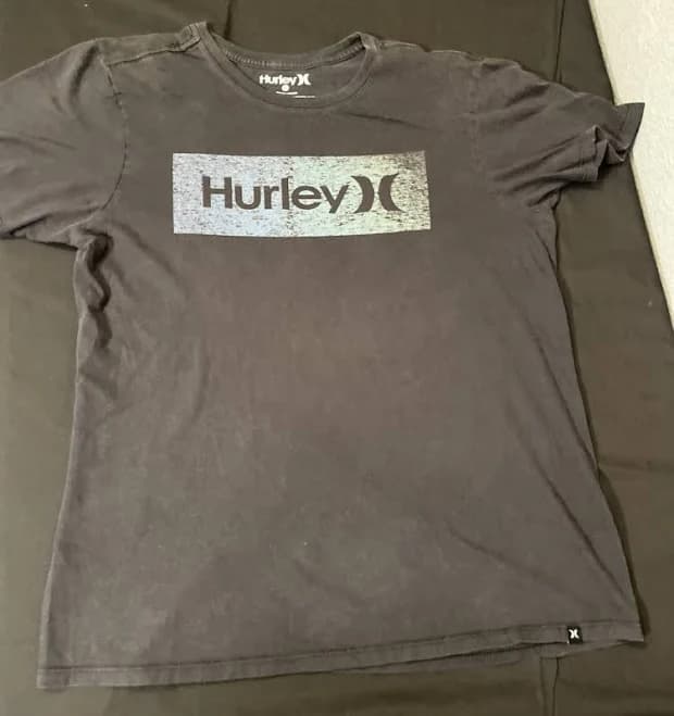 Hurley Black T Shirt Blue Boxed Logo |size L|