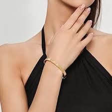 Amazon.com: PDWZNBA 18K Gold-Plated Love Friendship Bracelets Trendy Stainless Steel Bangle Jewelry Gifts for Women: Clothing, Shoes & Jewelry