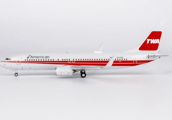 NG Models American Airlines Boeing 737-800/w 1/200 Scale