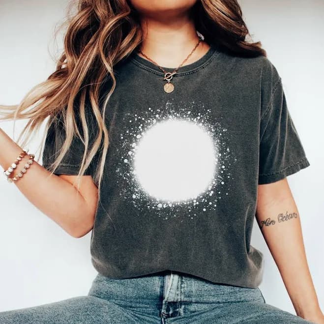 Bleach Spot Tshirt / Grunge Style Bleach Splatter Effect Artist Paint Design Graphic Print Aesthetic / Comfort Colors Unisex Gift Shirt