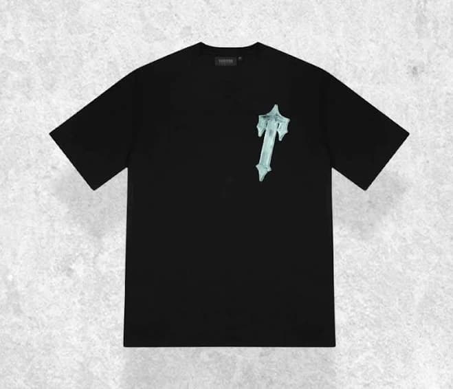 Gothic Cross Graphic Oversized T-Shirt