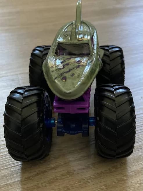 Monster Jam, Hot Wheels Monster Truck Shark Wreak.