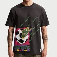 Nike Men's Sportswear Max90 DNAR 7 Short-Sleeve T-Shirt