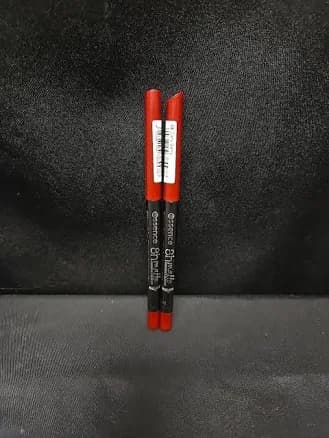 2 Piece Lot Essence 8h Matte Comfort Lipliners with Sharpener