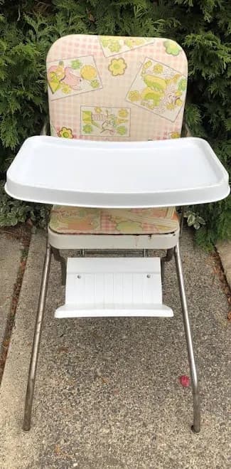 Vintage Comfort Lines Baby High Chair Vinyl Padded Fold Up Animal