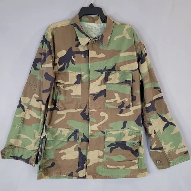 Military Woodland Camouflage Utility Jacket Men's Medium Regular