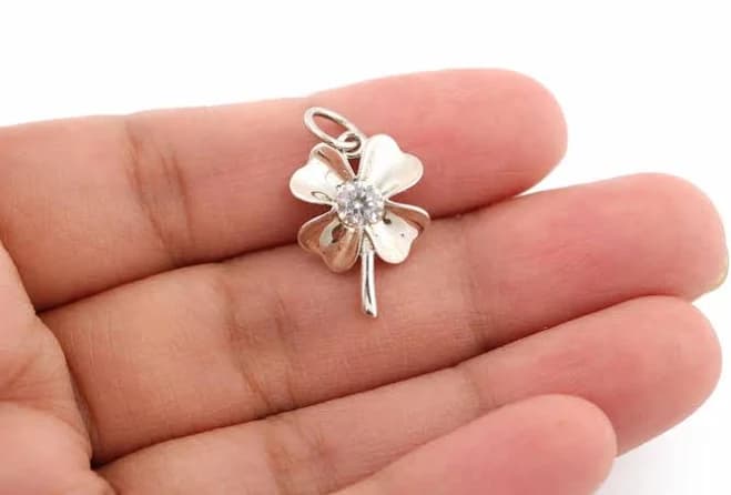 Dainty Minimalist Floral Silver Pendant Necklace