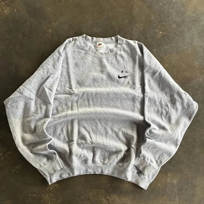 Vintage 90s Tag Nike Swoosh Small Logo Embroidered Sweatshirt Crewneck Pullover Streetwear Sweater Nike Swoosh Baggie Colour Grey Size Large