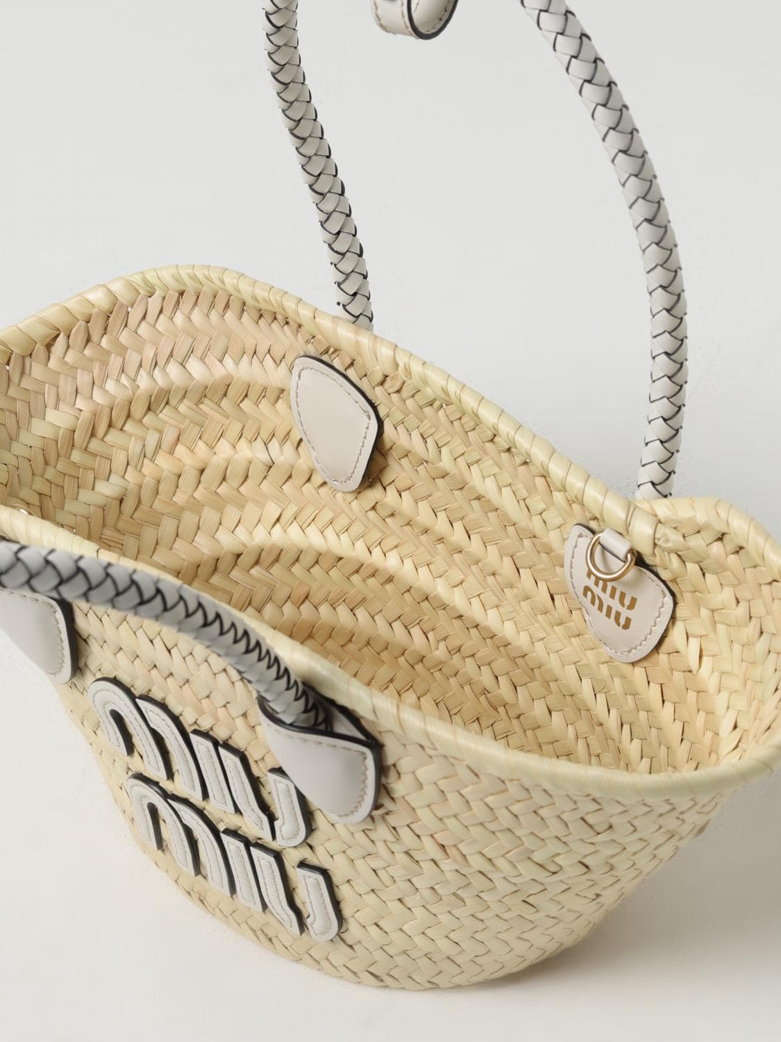 MIU MIU: Shoulder bag woman - Beige | Miu Miu shoulder bag 5BG2732DDH online at GIGLIO.COM
