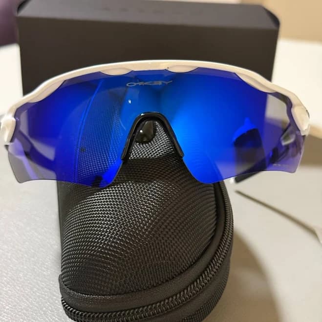 Oakley Radar Ev Path Polished White Frame W/prizm Blue Lens Sporty