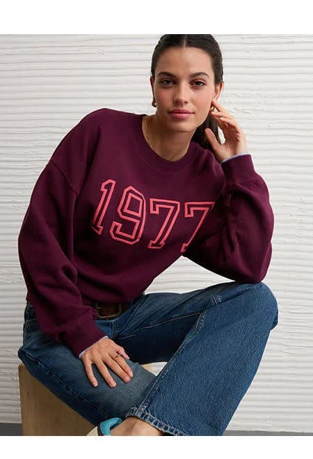 AE Relaxed Graphic Sweatshirt