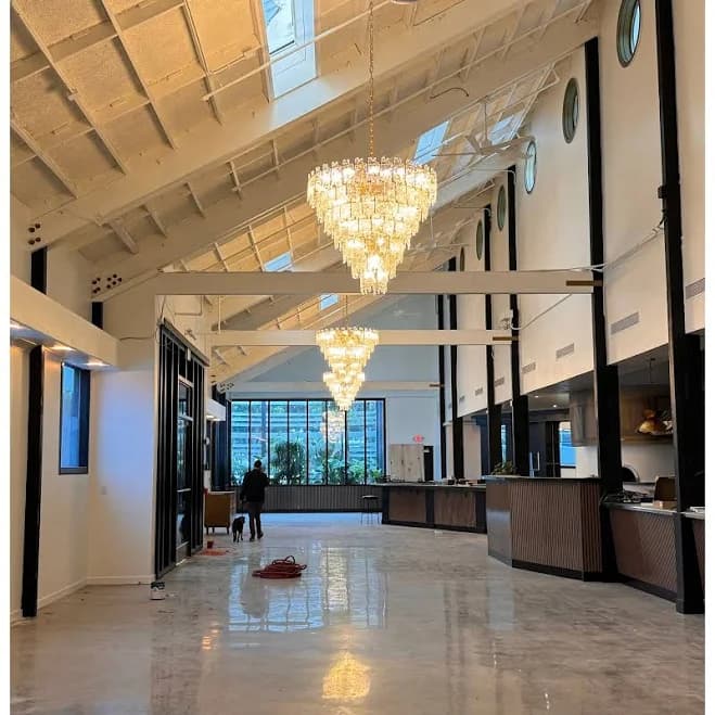 Italian Concepts Faust Tiered Round Glass Chandelier