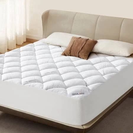 Bedlore King Size Mattress Topper, Fluffy Pillow Top Mattress Pad for Back Pain, Bamboo Breathable Mattress Cover with 6-18 Inches Deep Pocket, White