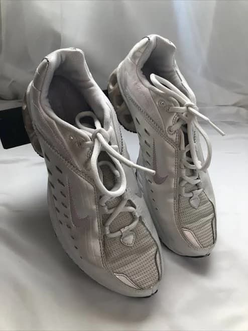 Nike Womens White Purple Mesh Running Shoes Size 10