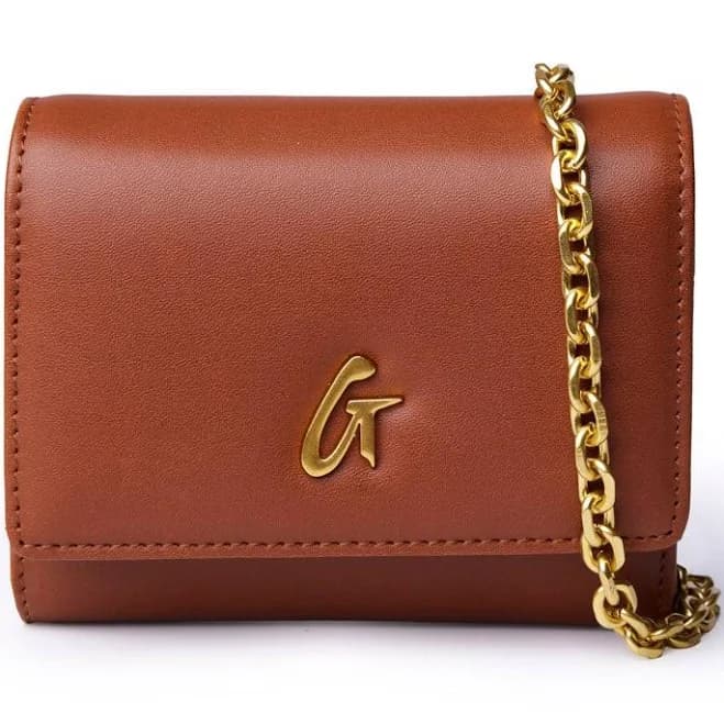 Standard Gold Compact Wallet on Chain Glam-Aholic Lifestyle