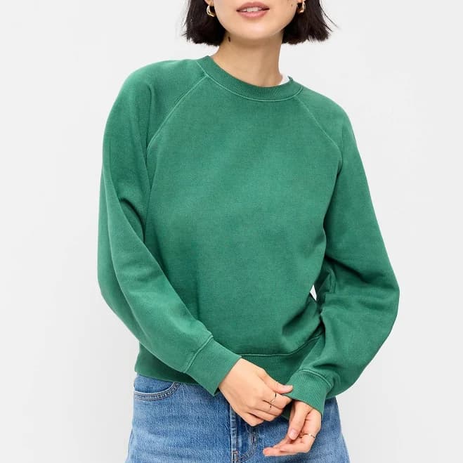 Old Navy Women's Socomfy Oversized Raglan Sweatshirt
