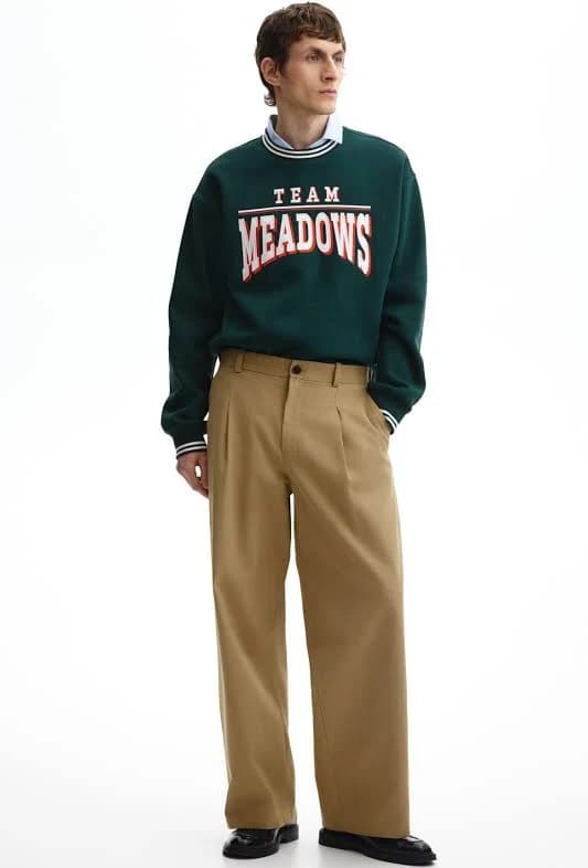 H&M Men's Loose-Fit Team Meadows Sweatshirt