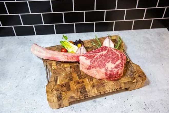 Wagyu Tomahawk Steak