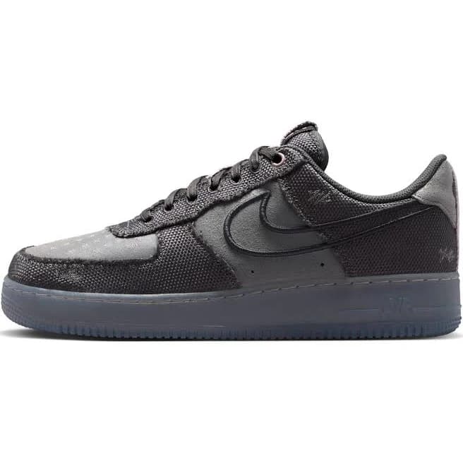 Nike Men's Air Force 1 '07 Basketball Sneakers