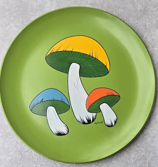 13" 1970's Magic Mushroom Psychedelic Melamine Rolling Serving Tray