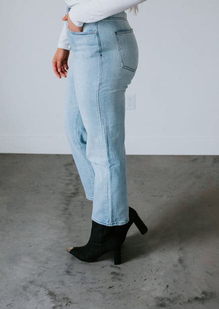 Rachel Straight Jean – Lauriebelles