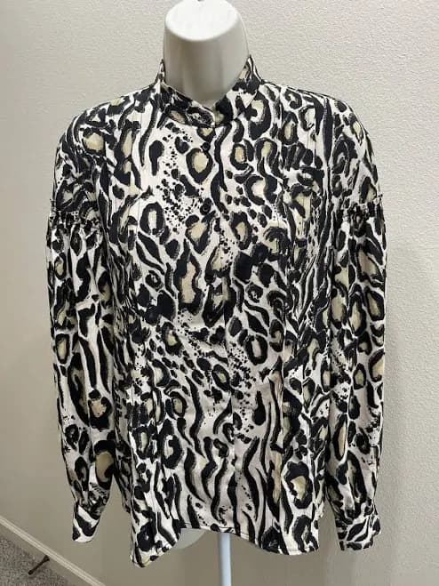 Topshop Women’s Brown & Black Animal Print Button Up Long Sleeve