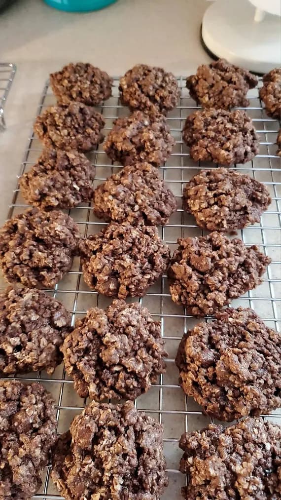 Chocolate Oatmeal Chip Cookies