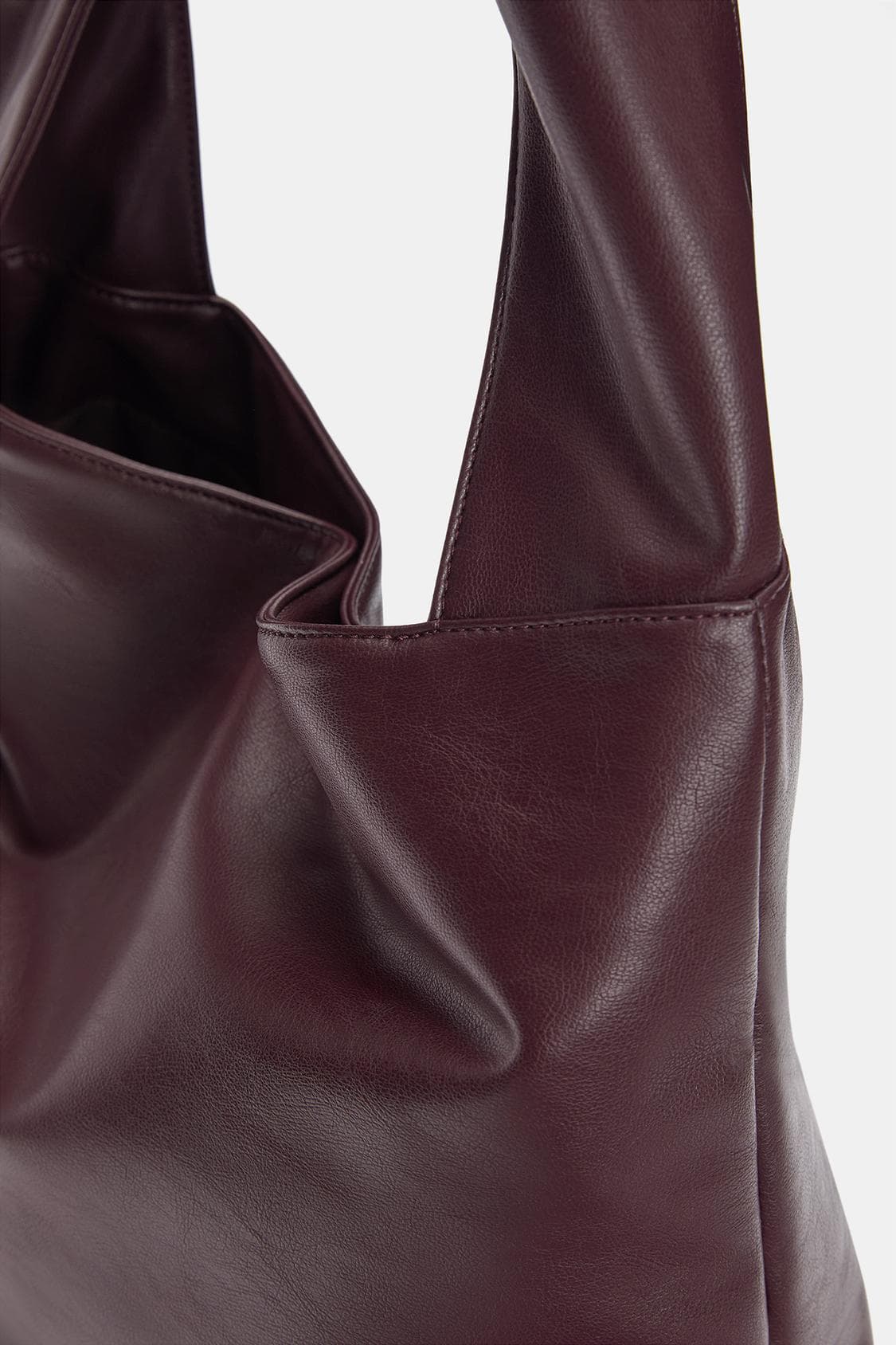 Faux leather shopper bag - pull&bear