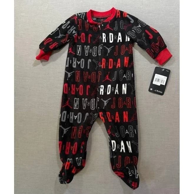 Jordan 6m Baby Fleece Footie Pajamas Black Red All Over Print Snap