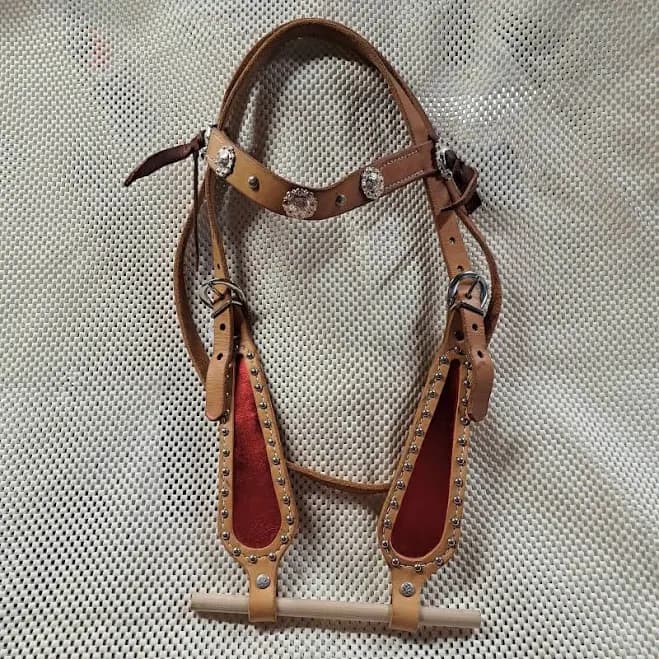 Handcrafted Brown Bridle with Red Leather Inlay by a Master Leatherworker