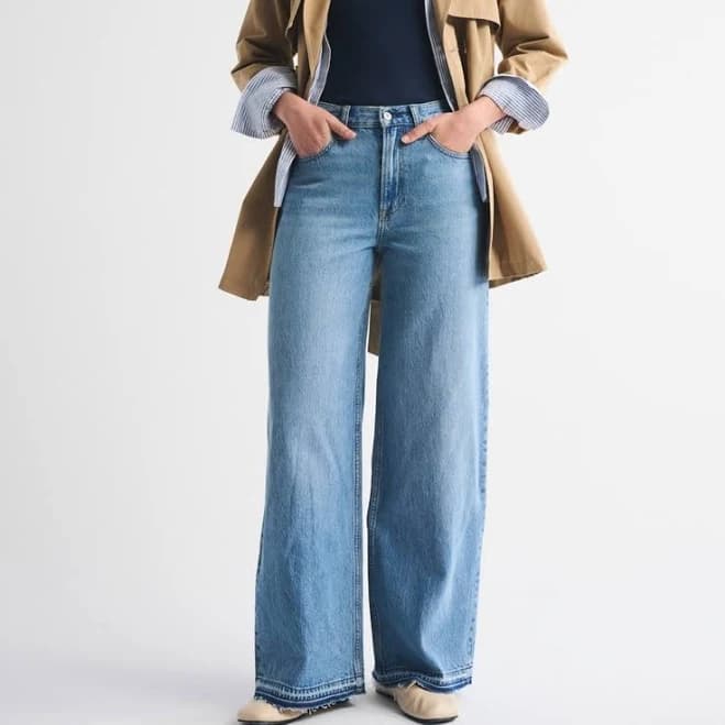Abercrombie & Fitch Women's High Rise Wide Leg Jeans