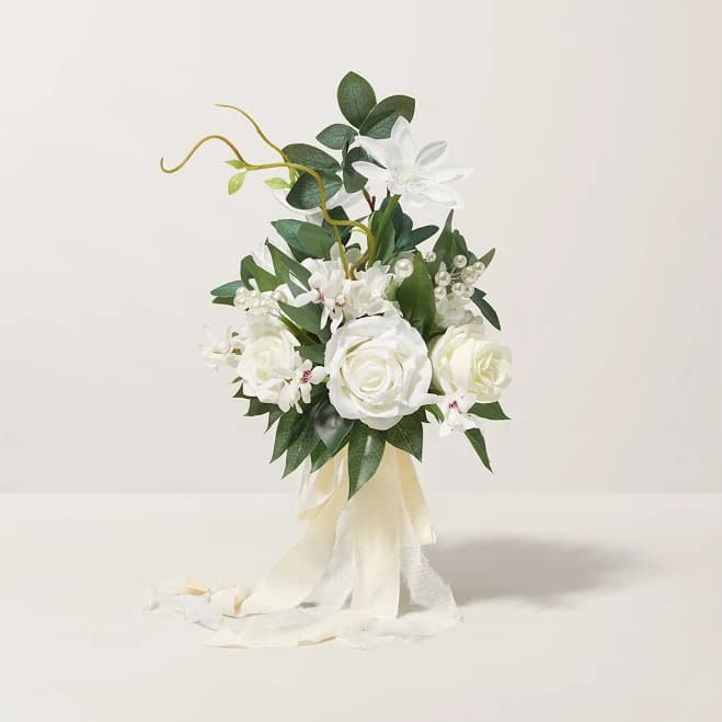 Free-Form Bridesmaid Bouquets