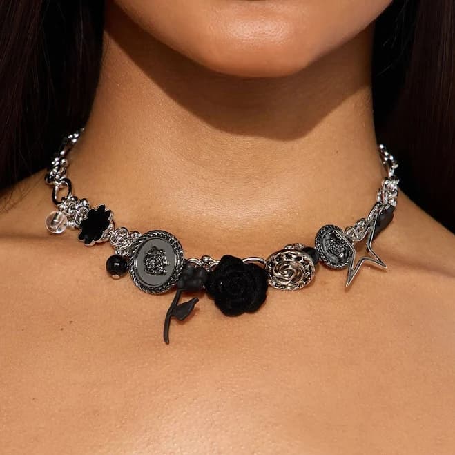 Fashion Nova Women's Dark Feminine Choker Necklace