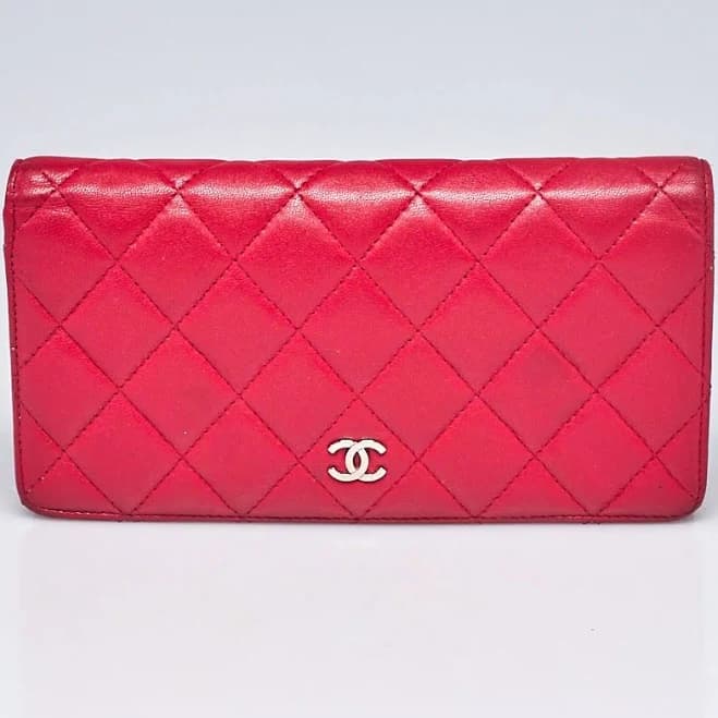 CHANEL Women's Quilted Lambskin Classic Long Yen Wallet