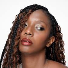 Hotlit – Mrucha Beauty