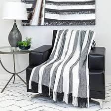 Amazon.com: Parkland Collection Transitional Stripe Black Rectangle 60 x 50 Throw : Home & Kitchen