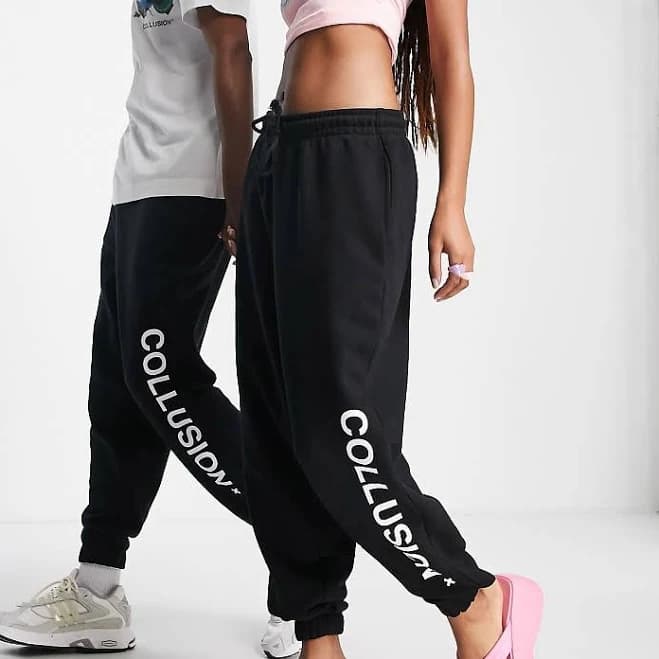 COLLUSION Unisex logo jogger in black