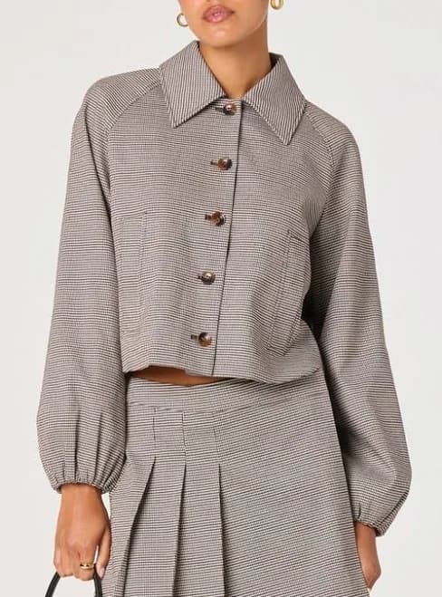 Astr The Label Women's Cropped Houndstooth Check Balloon Sleeve Jacket