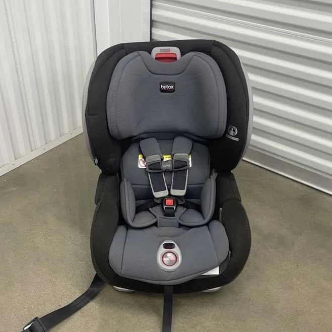 Britax Advocate Clicktight Convertible Car Seat