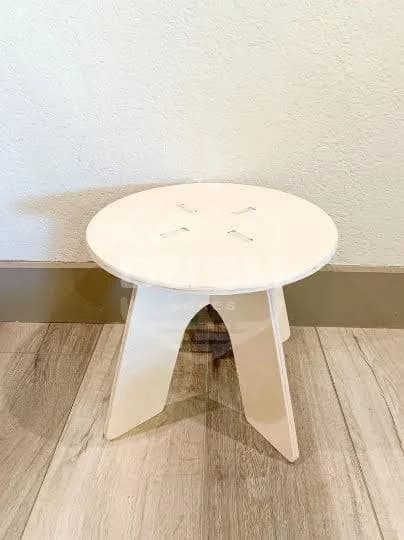 Edward Round Toddler Stool