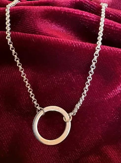 925 Sterling Silver Minimalist Circle Eternity Pendant Necklace