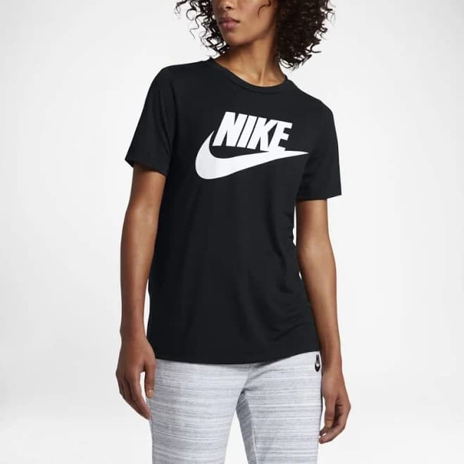 Nike Sportswear Essential Women's Logo Tee