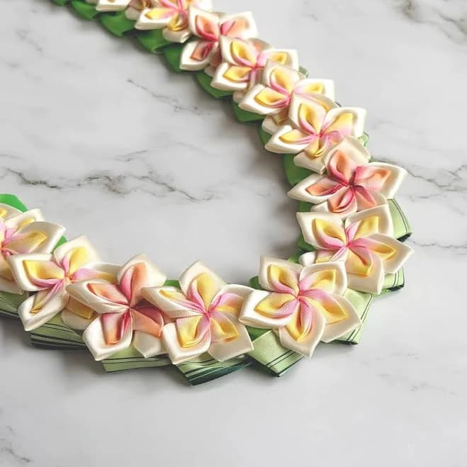 Hawaiian Ribbon Lei