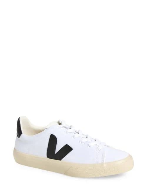 VEJA Campo Canvas Sneakers