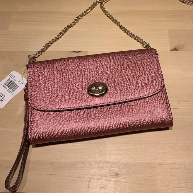 Coach Women's Chain Crossbody Bag