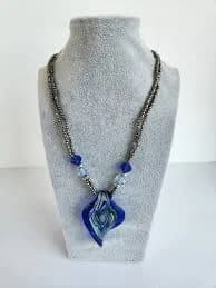 Neon Blue Silver Irridescent Glass Teadrop Pendant Curvy Necklace 90s Y2K EUC