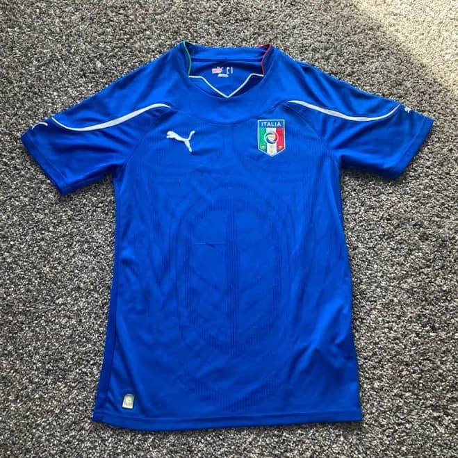 PUMA Italy 2010-11 World Cup Home Shirt