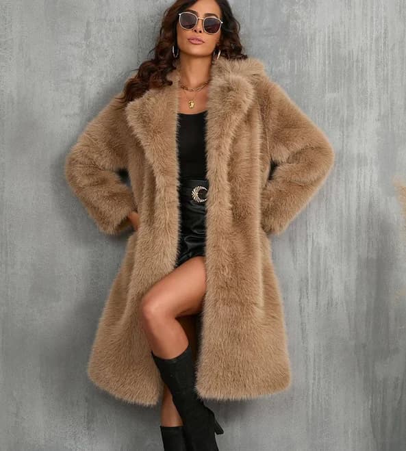 Zapaka Women's Notched Lapel Faux Fur Long Shaggy Coat