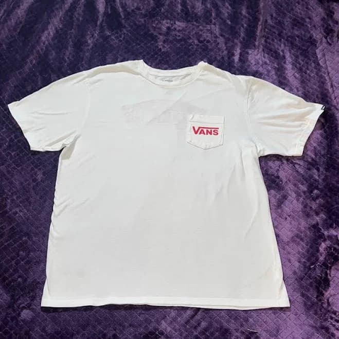 Vans Shirts | Vans Men’s White Tee With Red Logo Pocket Off The Wall Sz Xxl | Color: White | Size: Xxl | Shockmelizzie's Closet