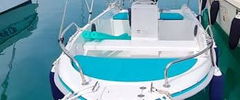 Unlicensed boat for rent in Alicante – 4m, 15hp | Freedome